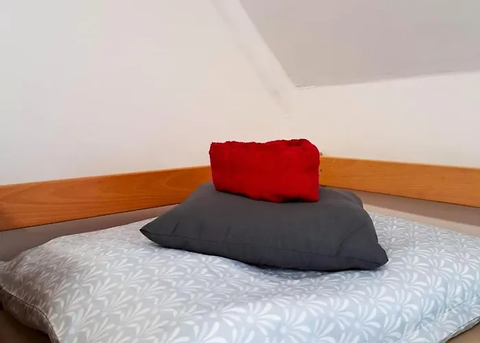 Rentcenter79 Pansiyon *